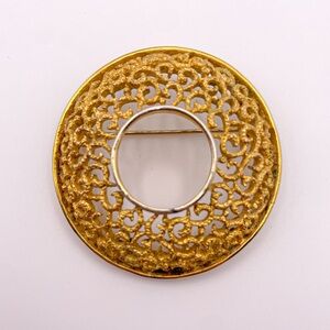 Vintage Crown Trifari Gold Tone Open Circle Filigree Textured Pin/Brooch